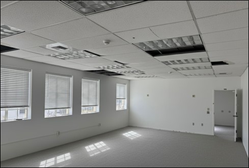 113 Harbor Way #108 - Large Front Office Space