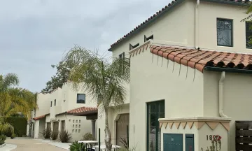Apartment Building 