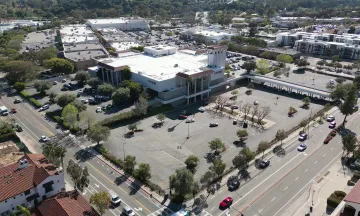 La Cumbre Plaza Aerial