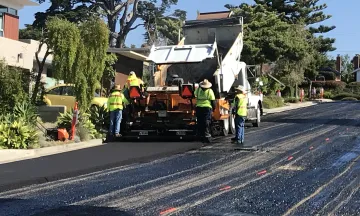 Paving Mesa Neighborhood