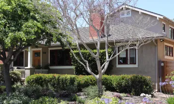 Image of a craftsman house in the San Roque neighborhood
