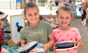 Kids at the lunch at the library program