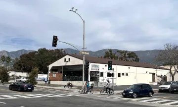 photo of Tri County Produce at 335 S Milpas