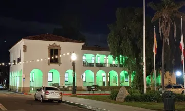 City Hall Light up Green for Mental Health Month