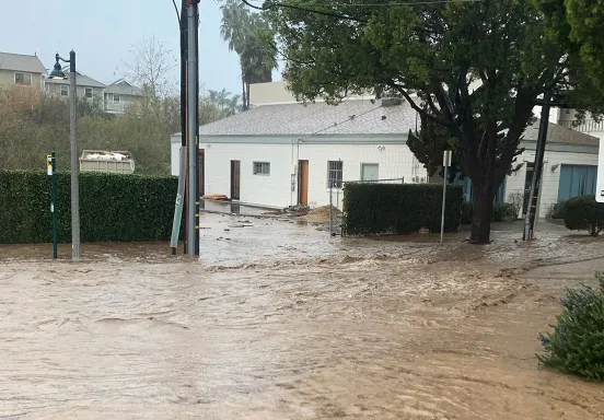 Image of Flooding on De La Vina after January 9 2023 storm