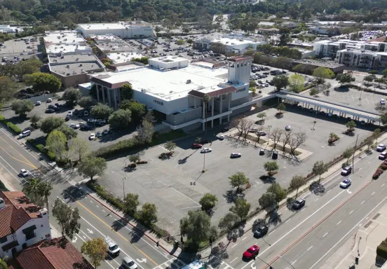 La Cumbre Plaza Aerial