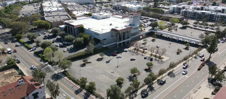 La Cumbre Plaza Aerial