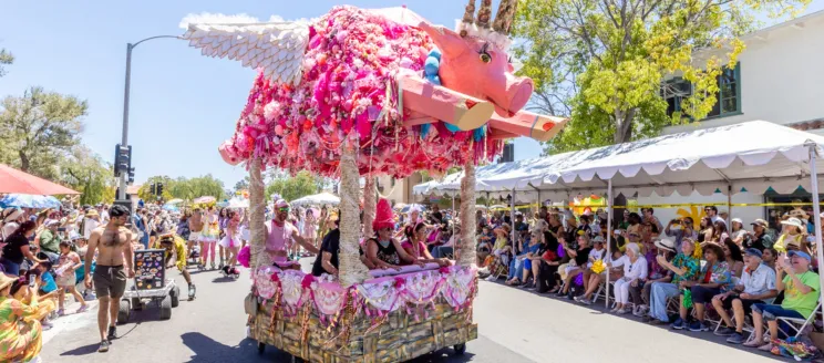 Flying Pig in front of the VIP sections of the parade. Courtesy: Summer Solstice Celebration.